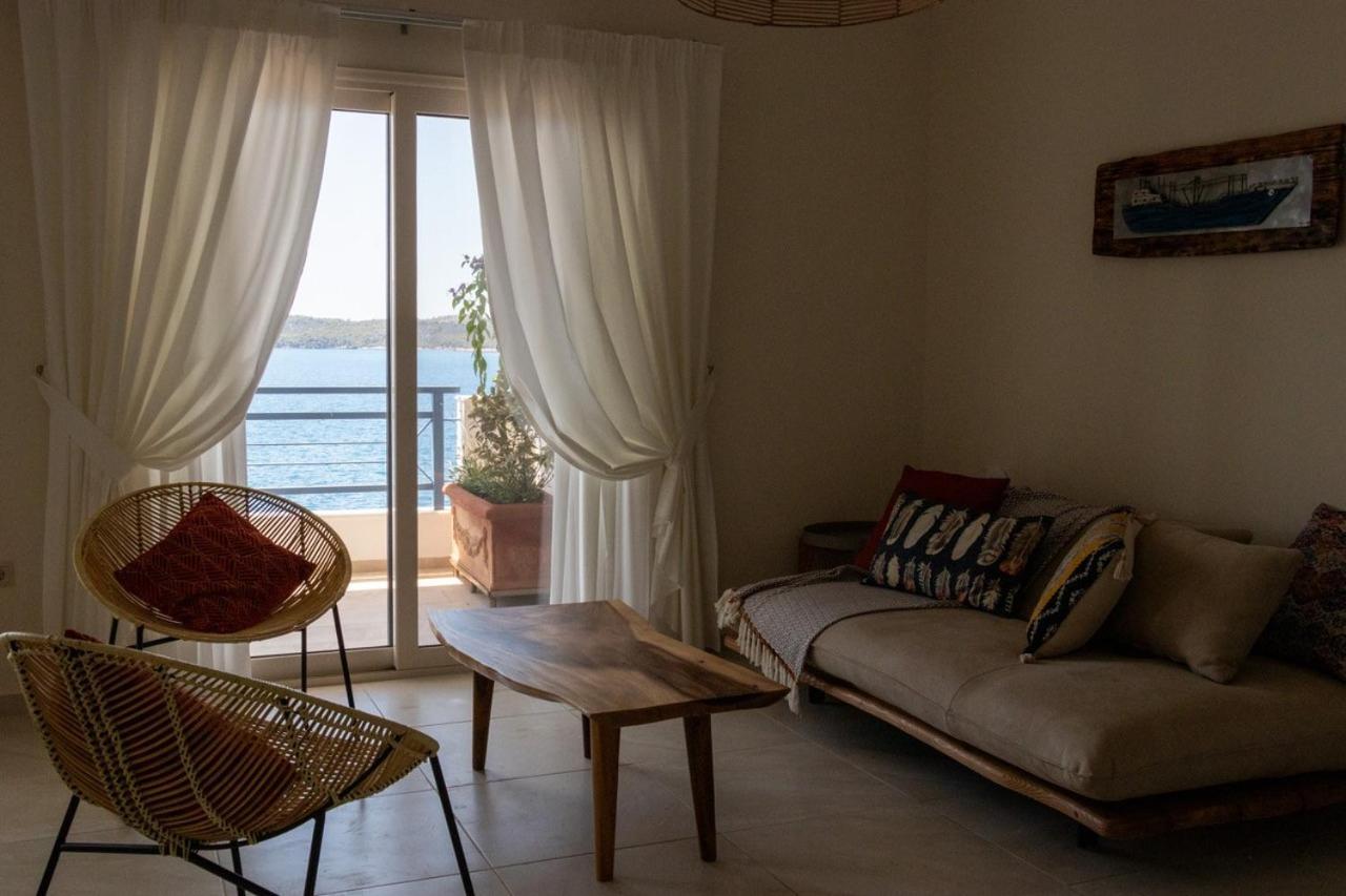 Grand Bleu Apartments & Villas إرميوني المظهر الخارجي الصورة